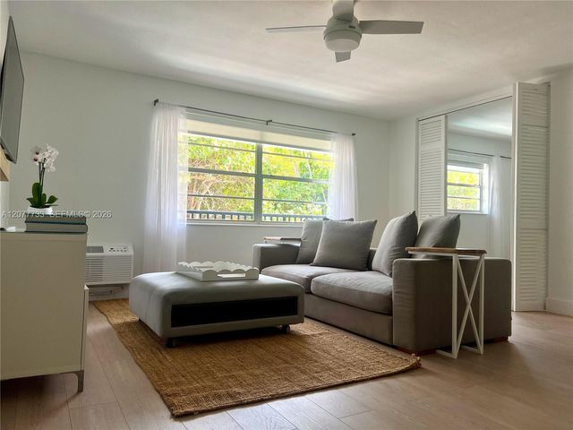 195 Sunrise Drive 8, Key Biscayne, FL 33149