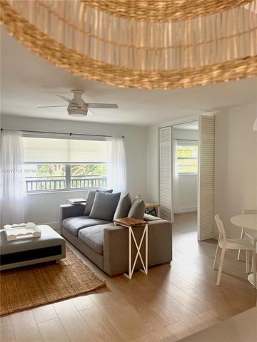 195 Sunrise Drive 8, Key Biscayne, FL 33149