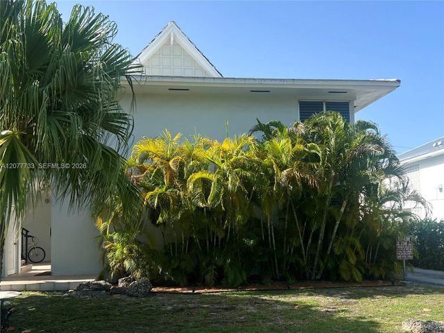 195 Sunrise Drive 8, Key Biscayne, FL 33149