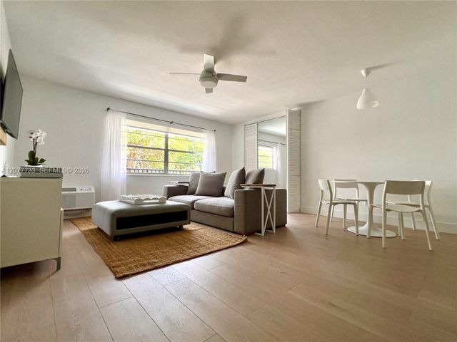 195 Sunrise Drive 8, Key Biscayne, FL 33149
