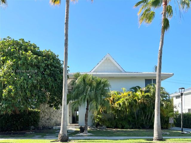 195 Sunrise Drive 8, Key Biscayne, FL 33149