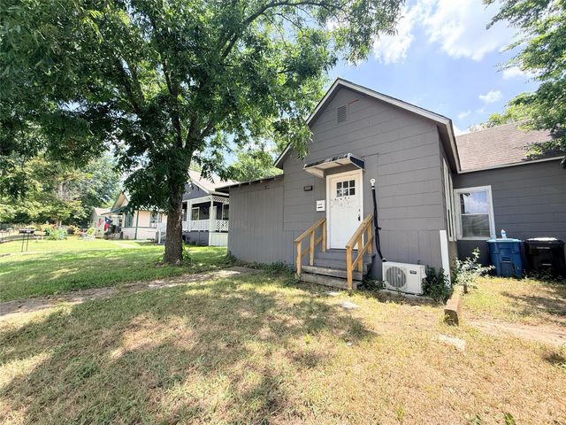 1324 W Morton Street, Denison, TX 75020