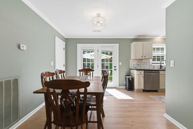 105 Wainwright Manor, Summerville, SC 29485