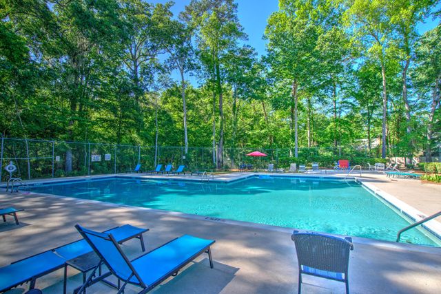 105 Wainwright Manor, Summerville, SC 29485