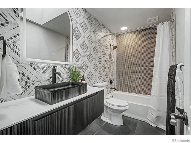 76 Pine Tree Lane, Boulder, CO 80304