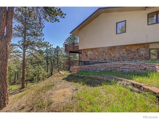 76 Pine Tree Lane, Boulder, CO 80304