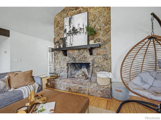76 Pine Tree Lane, Boulder, CO 80304