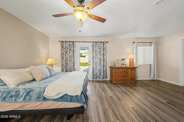 4966 W ONYX Avenue, Glendale, AZ 85302