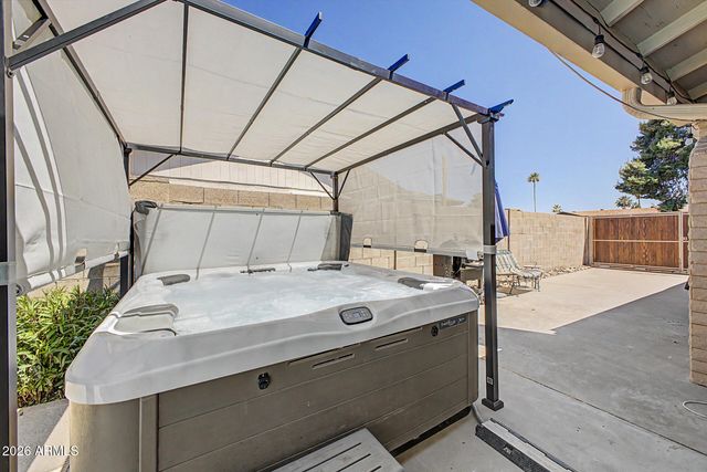 4966 W ONYX Avenue, Glendale, AZ 85302