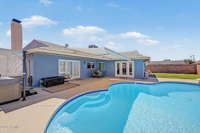 4966 W ONYX Avenue, Glendale, AZ 85302