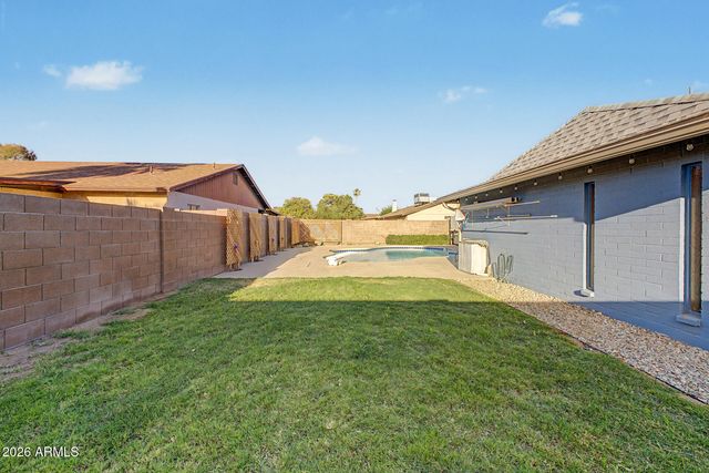 4966 W ONYX Avenue, Glendale, AZ 85302