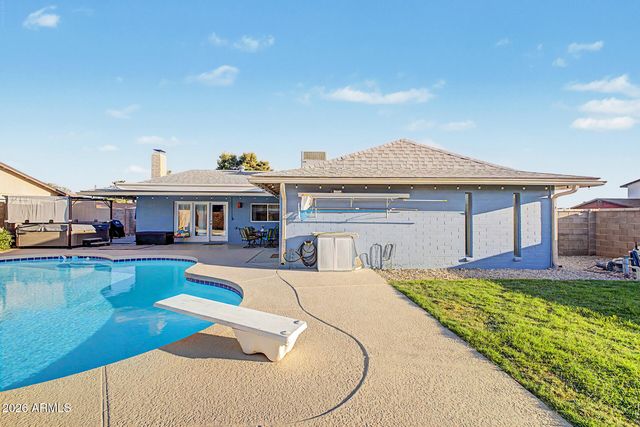 4966 W ONYX Avenue, Glendale, AZ 85302