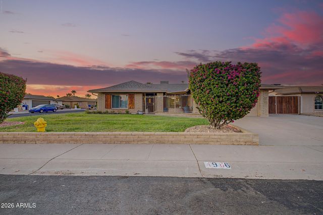 4966 W ONYX Avenue, Glendale, AZ 85302