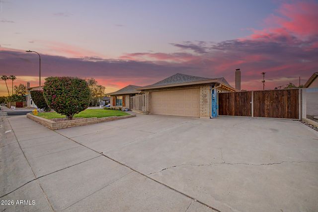 4966 W ONYX Avenue, Glendale, AZ 85302