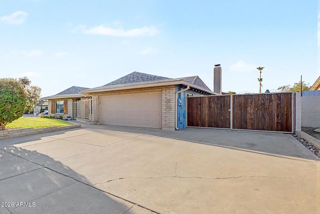 4966 W ONYX Avenue, Glendale, AZ 85302