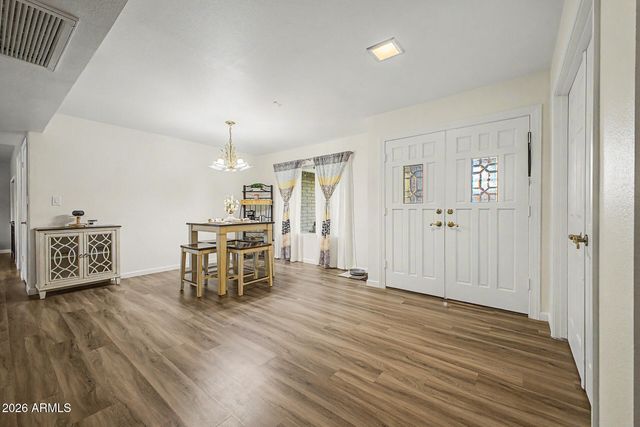 4966 W ONYX Avenue, Glendale, AZ 85302