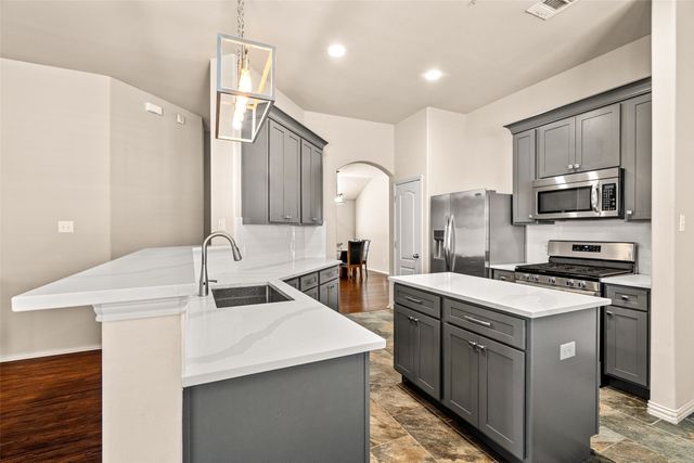 1609 Desperado Road, Fort Worth, TX 76131