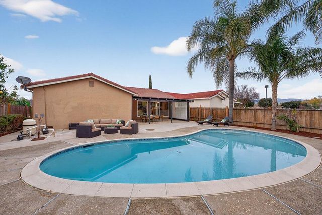 296 Omira Drive, San Jose, CA 95123