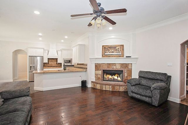 1717 Dakota Drive, Graham, TX 76450