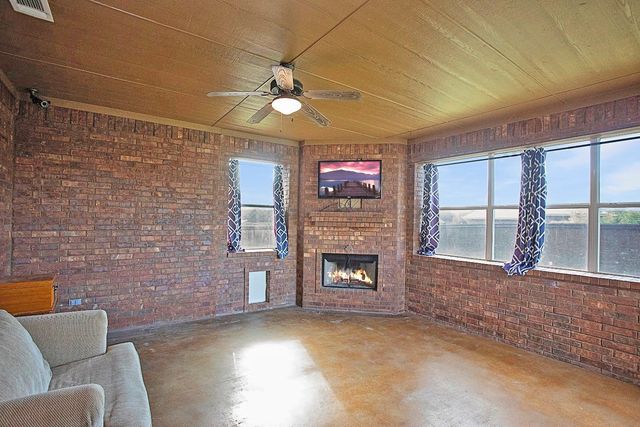 1717 Dakota Drive, Graham, TX 76450