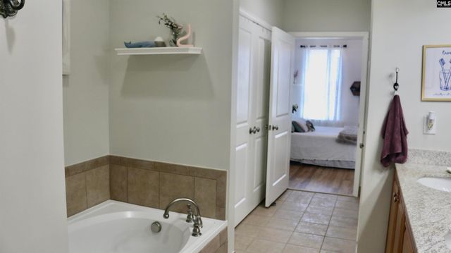 601 Main Street 323, Columbia, SC 29201