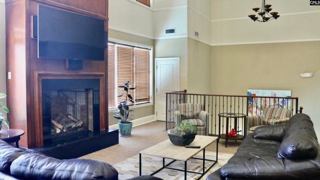 601 Main Street 323, Columbia, SC 29201