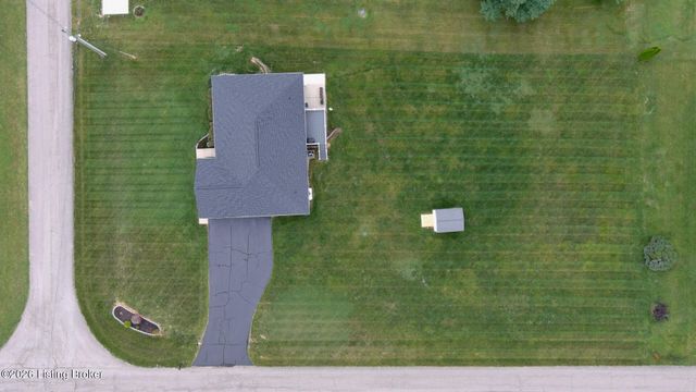 16 Sarah Ct, Rineyville, KY 40162