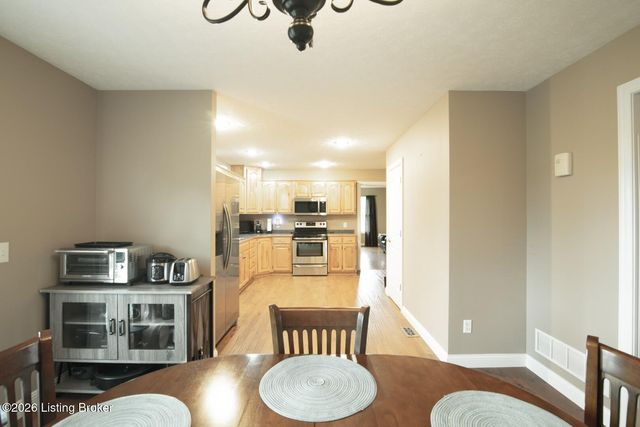 16 Sarah Ct, Rineyville, KY 40162