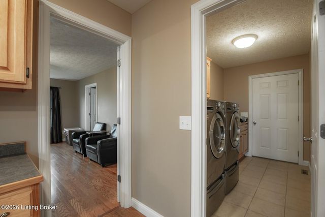 16 Sarah Ct, Rineyville, KY 40162