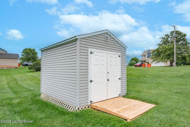 16 Sarah Ct, Rineyville, KY 40162