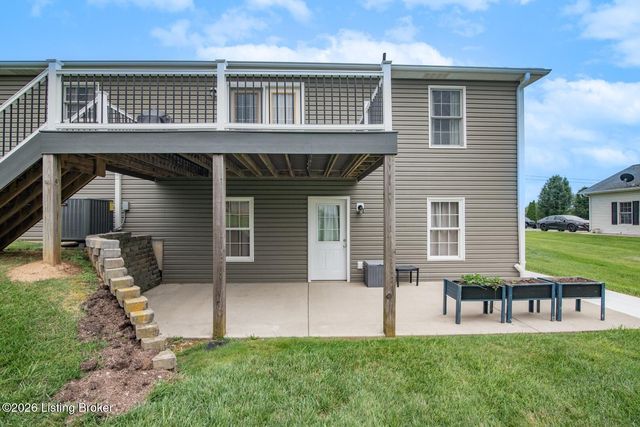 16 Sarah Ct, Rineyville, KY 40162