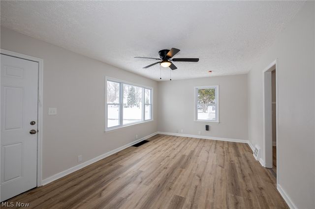 3523 Reinwald Road, Lorain, OH 44053