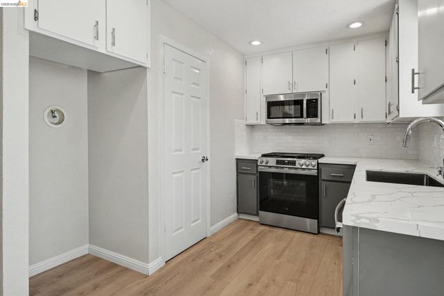 4241 Salgado Ave, Oakley, CA 94561