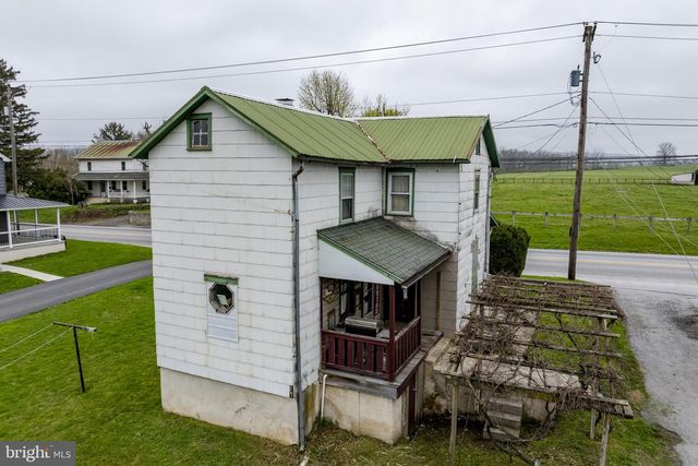 5242 OLD PHILADELPHIA PIKE, Kinzers, PA 17535