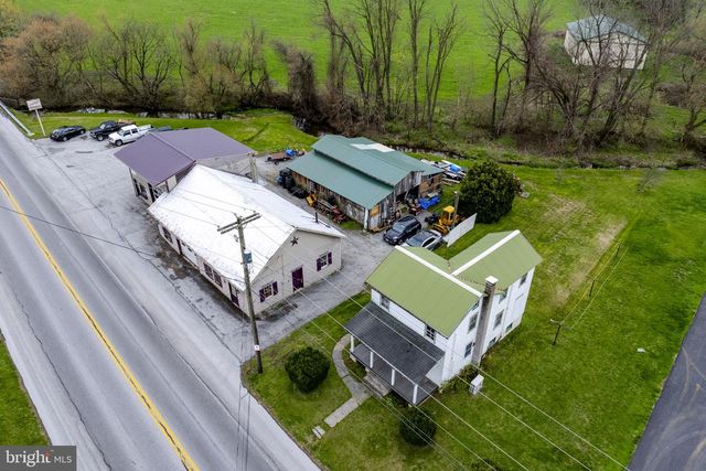 5242 OLD PHILADELPHIA PIKE, Kinzers, PA 17535