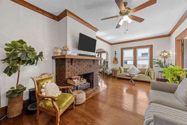 845 14TH Street, Marion, IA 52302