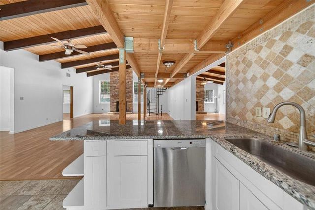111 Hillside Road, San Juan Bautista, CA 95045