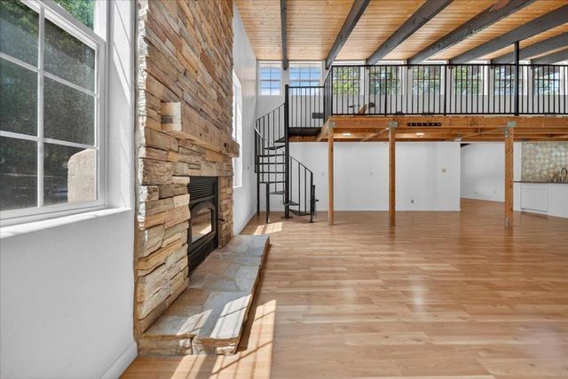 111 Hillside Road, San Juan Bautista, CA 95045