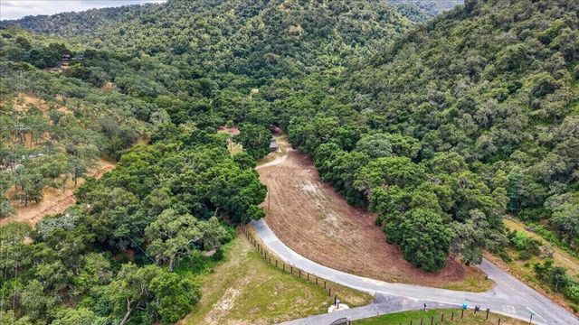 111 Hillside Road, San Juan Bautista, CA 95045