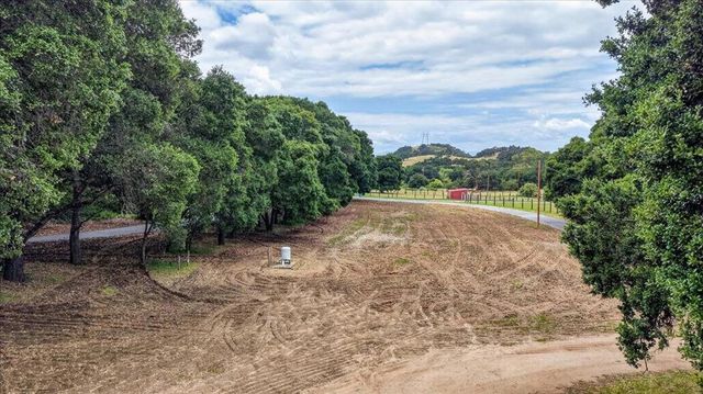111 Hillside Road, San Juan Bautista, CA 95045
