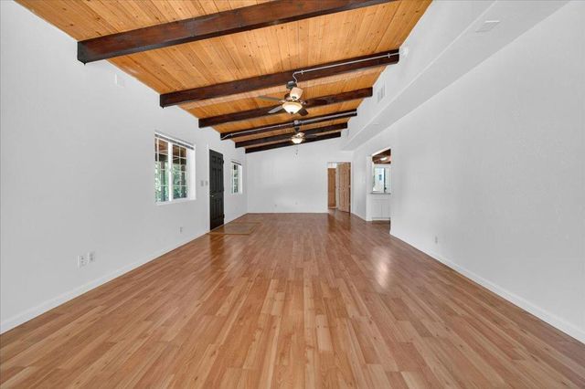 111 Hillside Road, San Juan Bautista, CA 95045