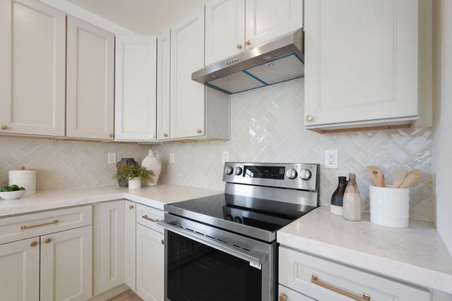 1721 N Golden Gate Ave, Stockton, CA 95205