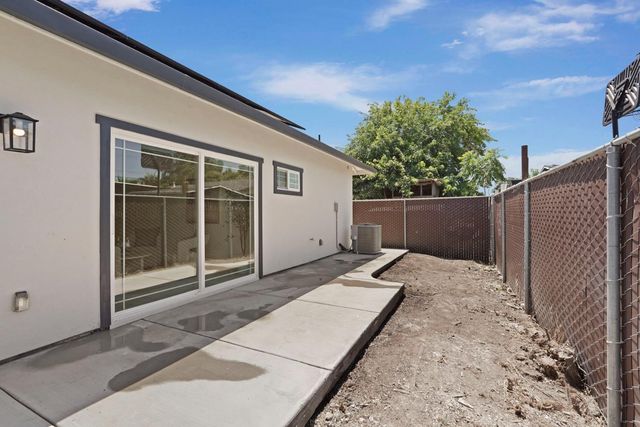 1721 N Golden Gate Ave, Stockton, CA 95205