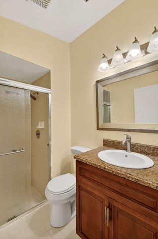 5221 Arbor Glen Circle, Lake Worth, FL 33463