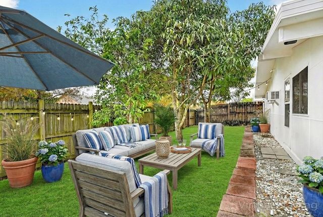 5221 Arbor Glen Circle, Lake Worth, FL 33463