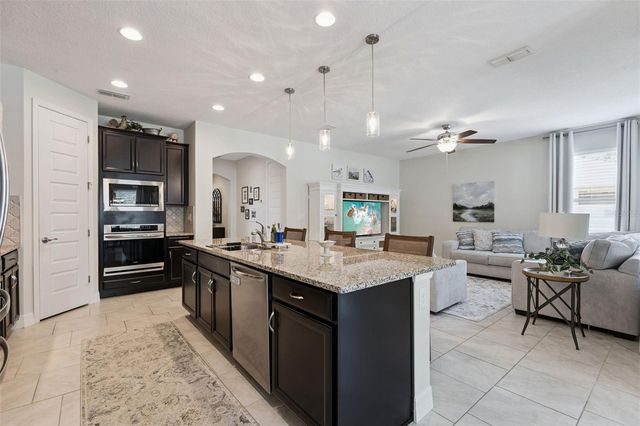 1048 WOOD DALE CIRCLE, Oviedo, FL 32765