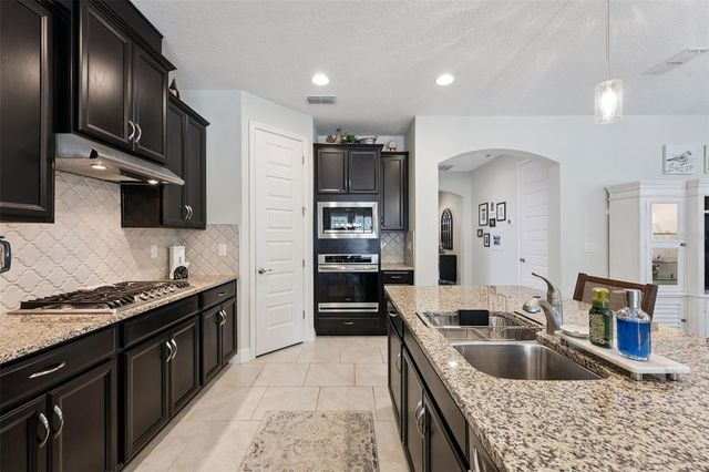 1048 WOOD DALE CIRCLE, Oviedo, FL 32765