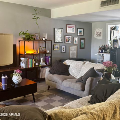 2126 E VILLA Court, Tempe, AZ 85282