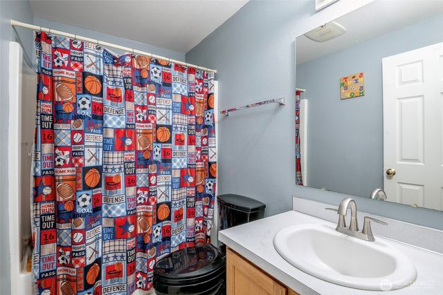 11008 184th Avenue, Bonney Lake, WA 98391