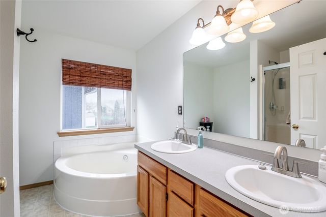 11008 184th Avenue, Bonney Lake, WA 98391